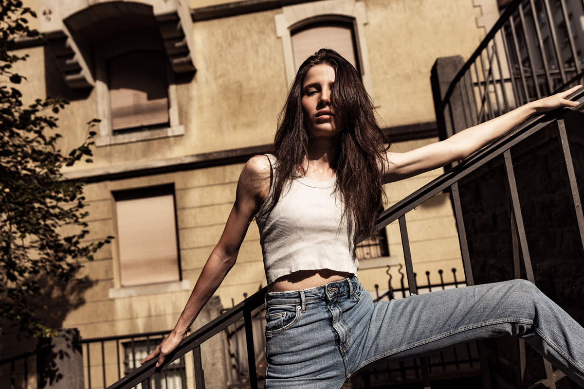 studio beauty fashion portrait